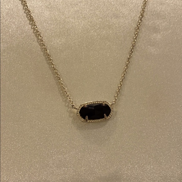 Kendra Scott Jewelry - Kendra Scott gold necklace